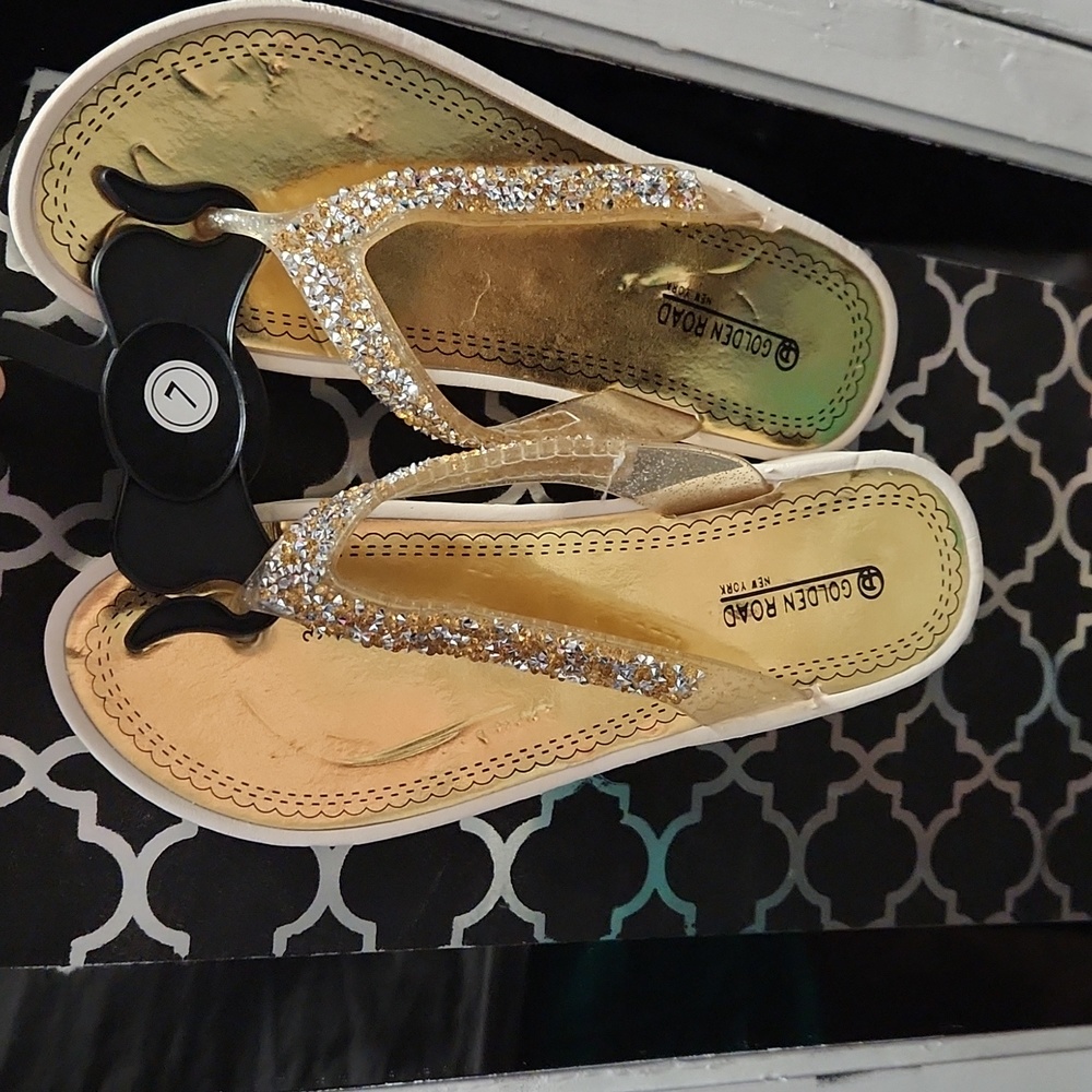 Size 38 sandals